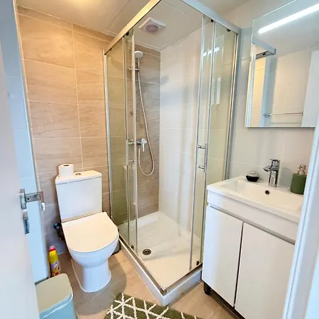 Golden Nest By The Sea Larnaca