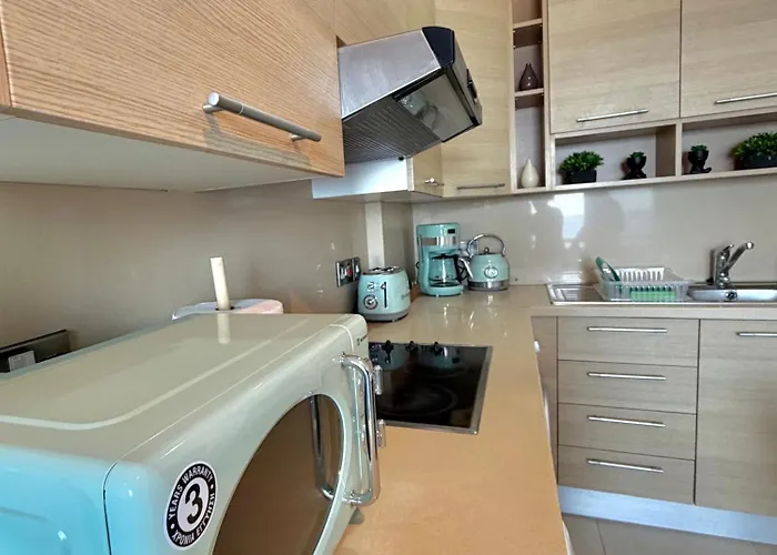 Апартаменты Golden Nest By The Sea